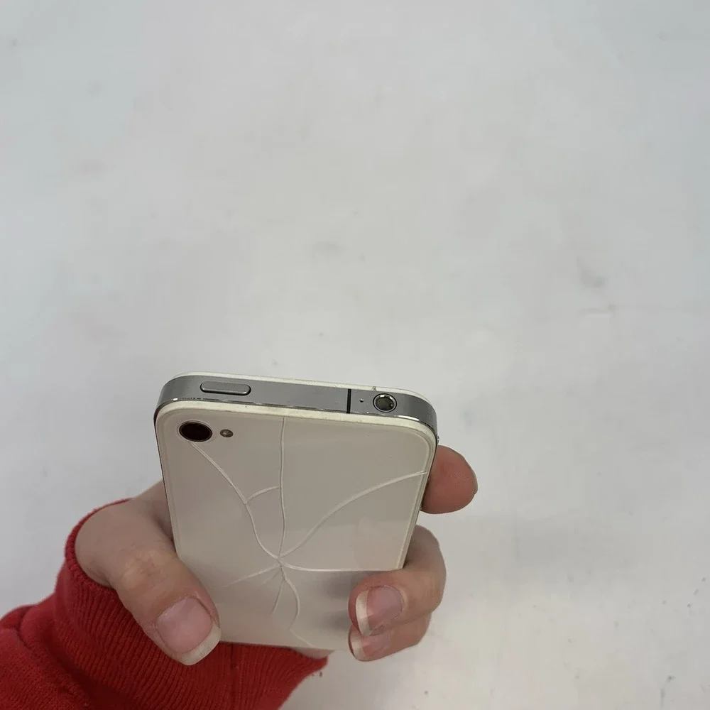 Apple iPhone 4S Unlocked White 8GB A1387 Clean IMEI TESTED & WORKS